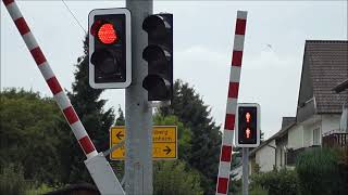 Störung am Bahnübergang Schriesheim quotEdelsteinstraßequot  OEG BÜStra [upl. by Sikes]