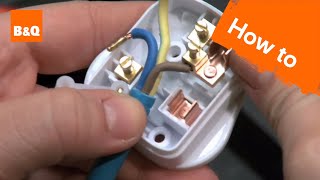 How to change a plug amp fuse [upl. by Graner]