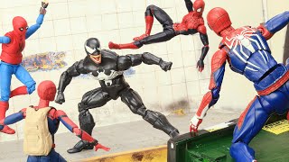 Batman VS SpiderMan DC VS Marvel  DEATH BATTLE [upl. by Orsino]