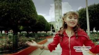 Yarita Lizeth  Madrecita video oficial [upl. by Zamora]