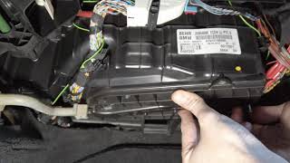 BMW 5er F1011 Cabin Filter Replacement [upl. by Cutcliffe]