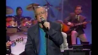 Roger Whittaker The Last Farewell Live [upl. by Desdamona539]